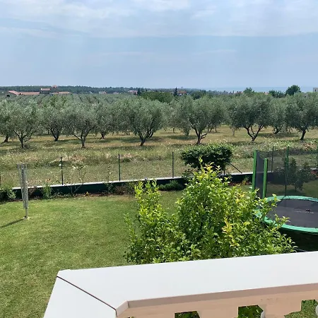 Rosa Apartamento Umago