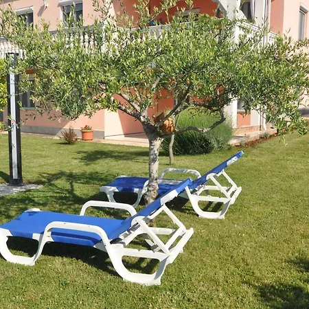 Apartment Rosa *
