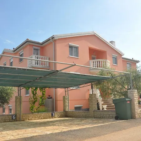 Apartment Rosa *