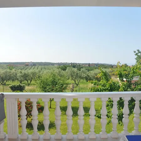 Rosa Апартаменты *